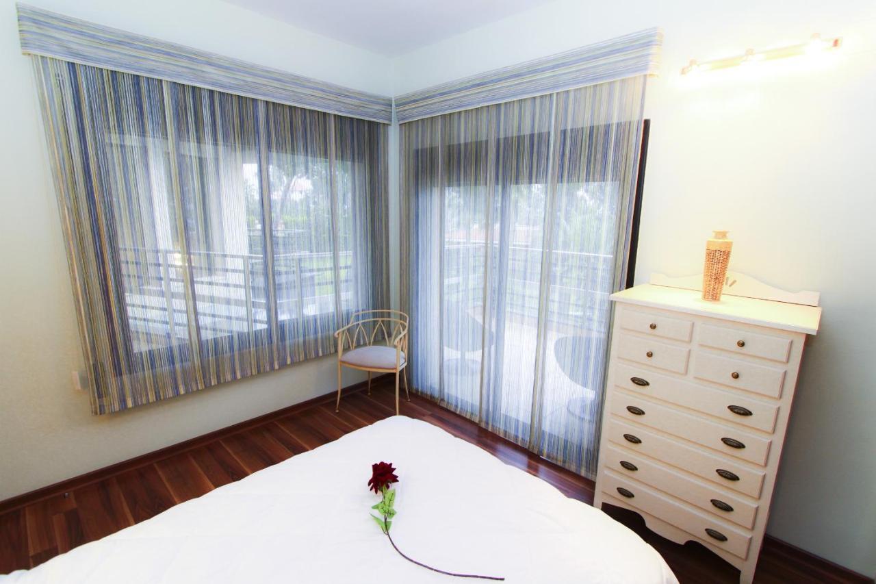 New Play Lake Villa Salou Dış mekan fotoğraf