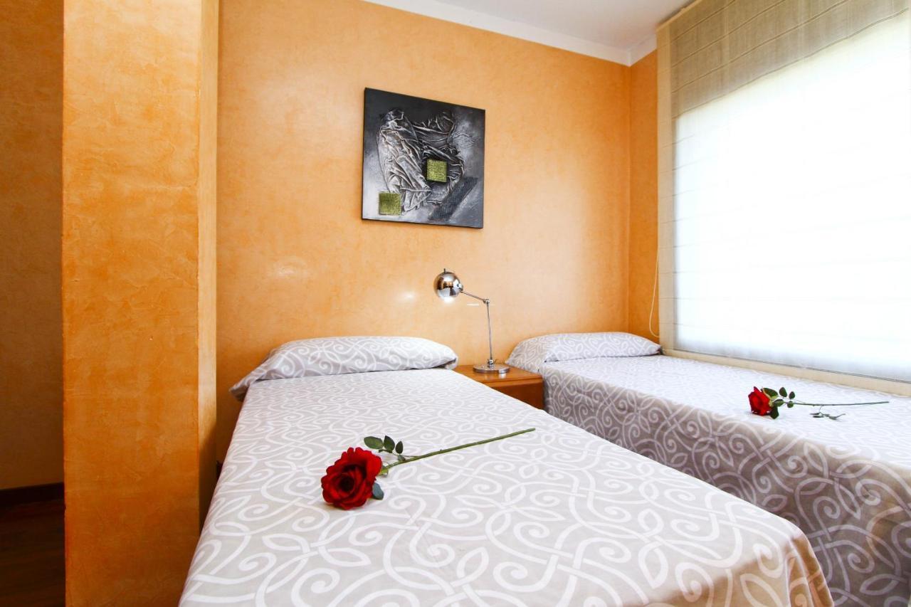 New Play Lake Villa Salou Dış mekan fotoğraf